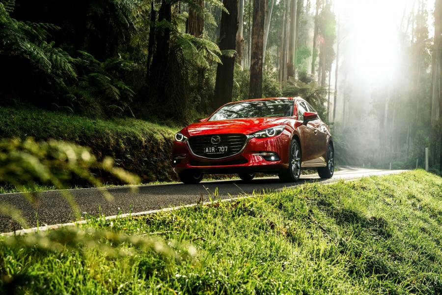 Mazda3 SP25 Astina Hatchback 2016 года  (AU) (фото 14 из 22)